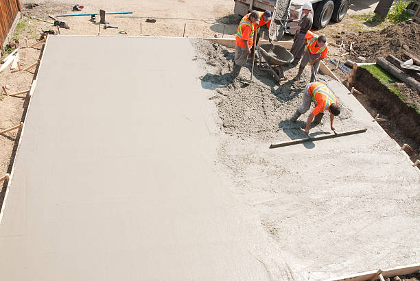 Best Commercial Concrete Contractor  in Untain Grove, MO